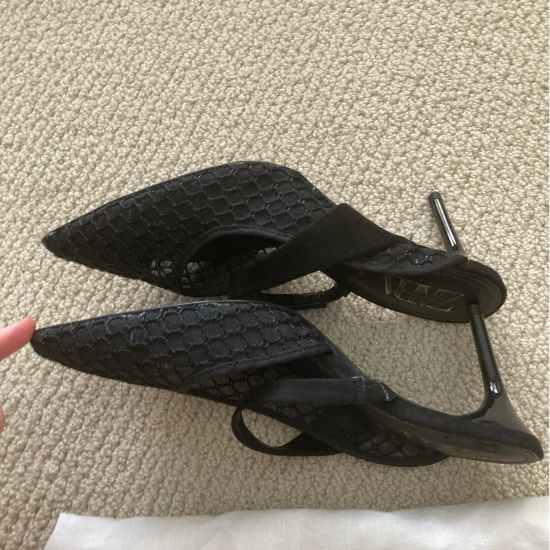 NEW Zara Black Mesh Women's Kitten Heels Size 37 with Dust Bag - Image 9