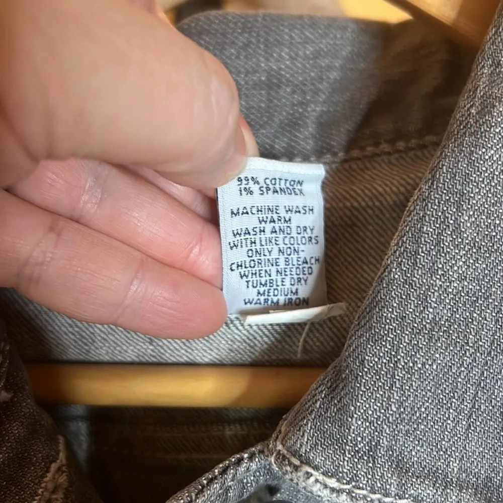 Gap Factory Gray Stretch Jean Jacket Size Medium - Image 5