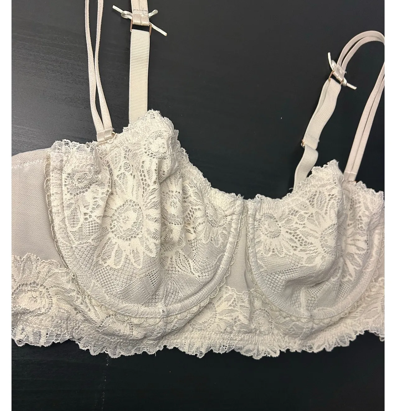 Aerie Cream Lace No Padding Bra - 36D - Image 2
