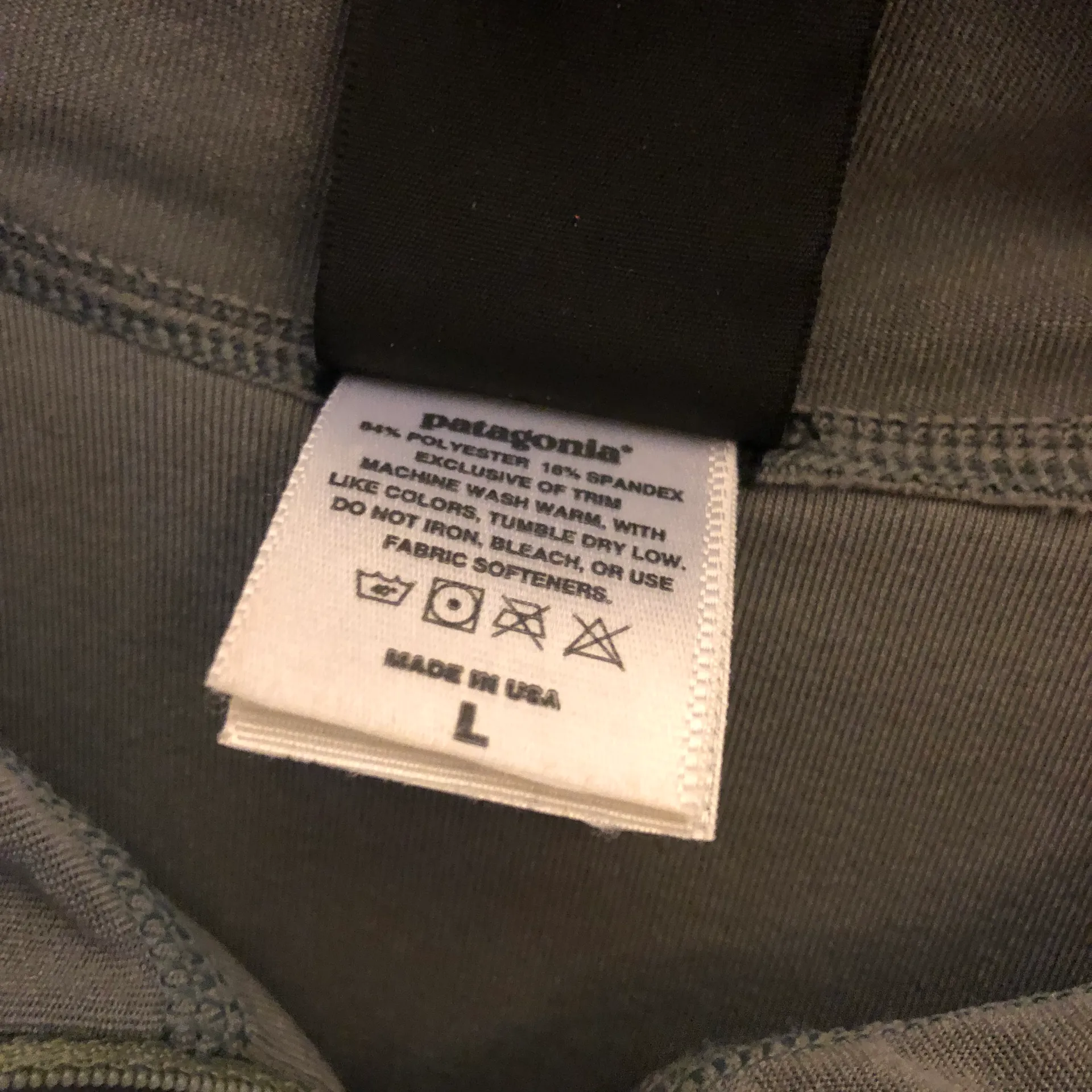 Capilene Long Sleeve Baselayer Quarter Zip Pullover Green Large - Image 4