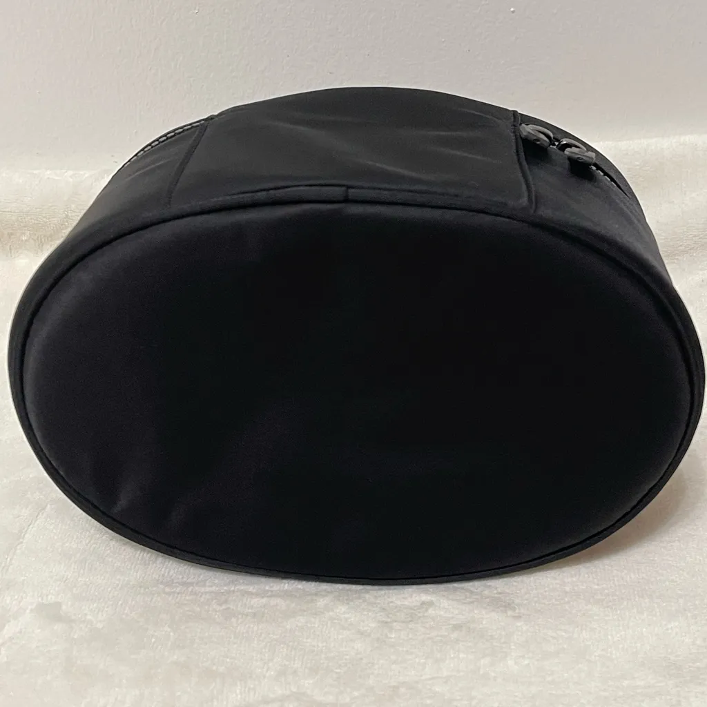 Lululemon Oval Top-Access kit Vol 3.5L in Black - Image 8