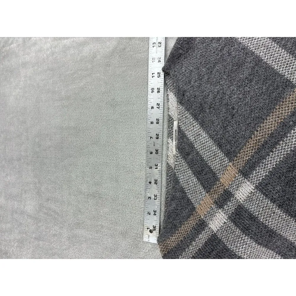 Nardi & Tagliaferri Gray Plaid Knit Poncho OSFA Made In Italy Wool Blend Size undefined - Image 8