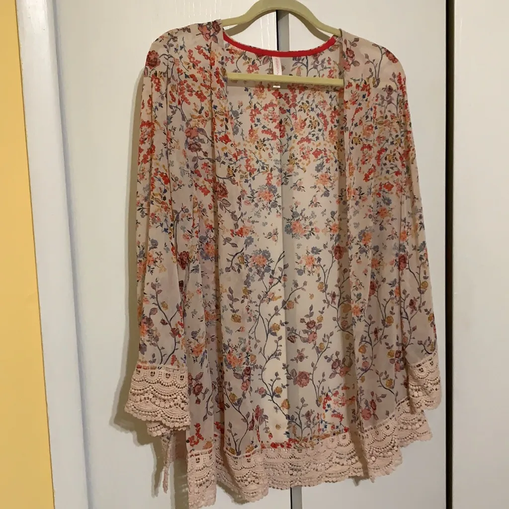 Floral sheer cardigan Size M - Image 2