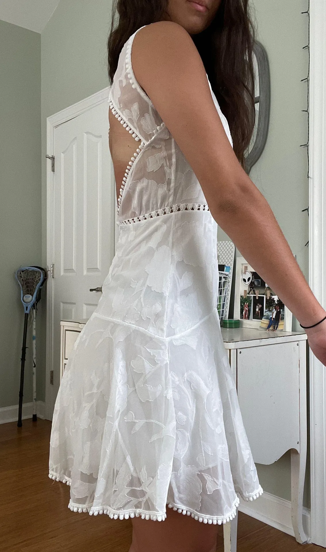 Boutique White Graduation Dress - Image 3