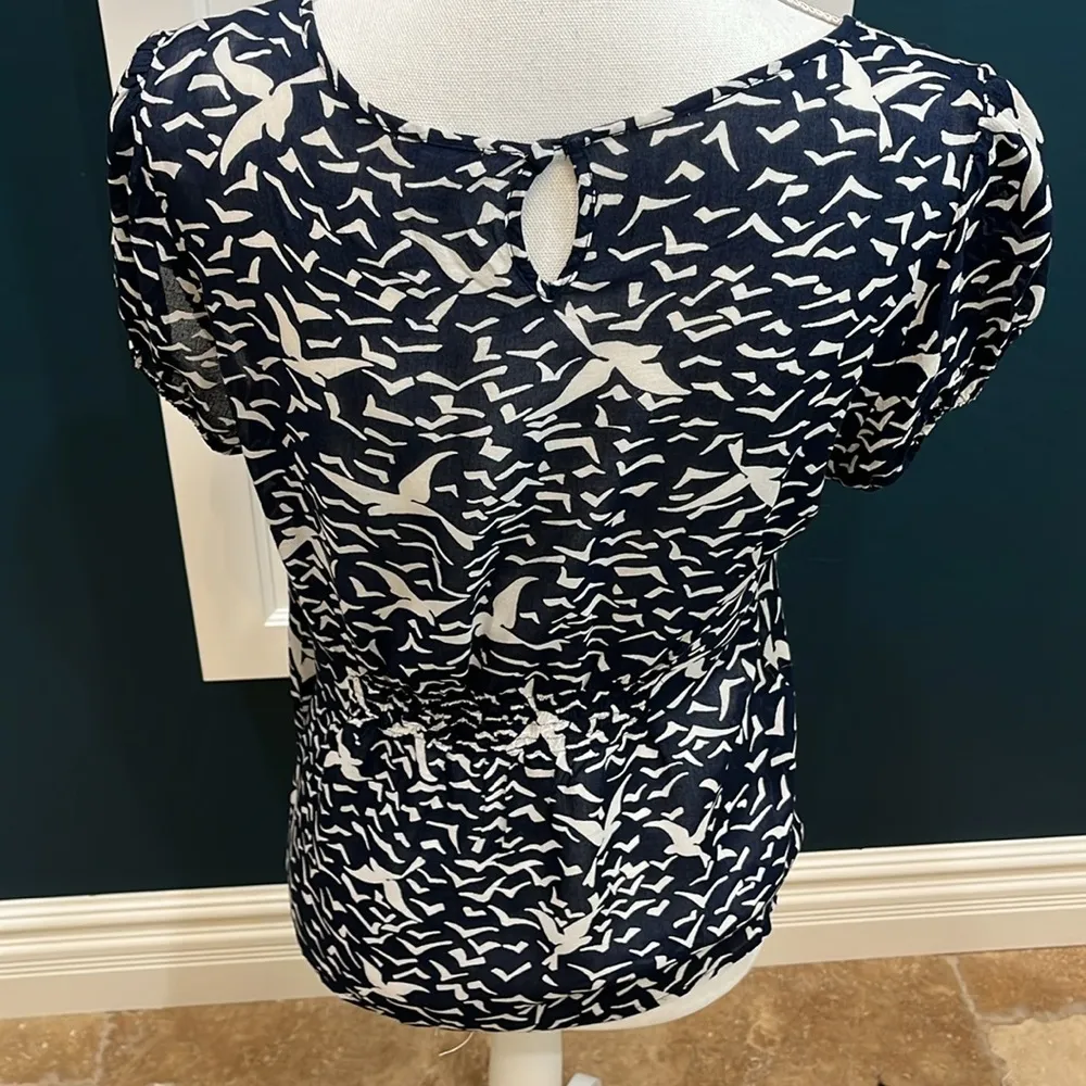 Anthropologie “Odille” navy blue shortsleeved blouse. - Image 2