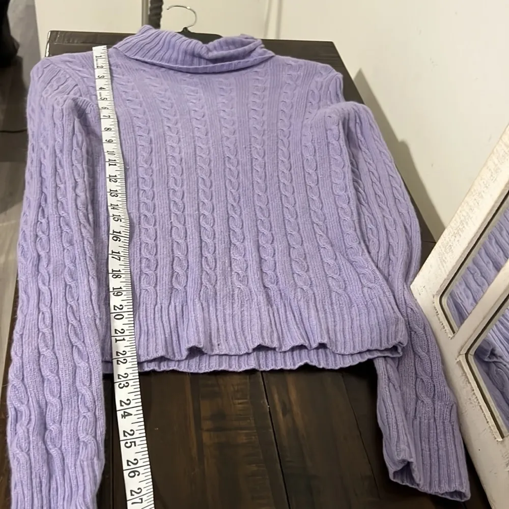 J Crew Turtle Neck Sweater Light Purple Size Medium - Image 8