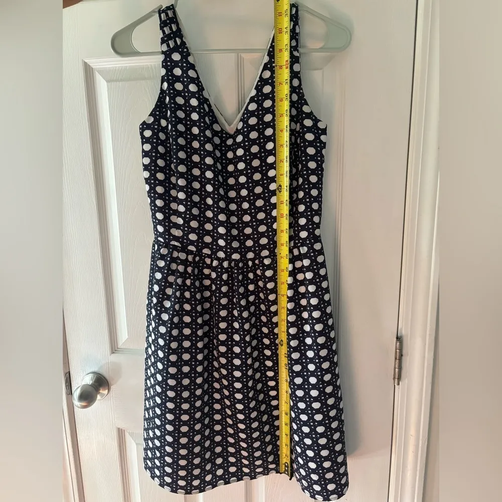 Dress Womens Size 2 blue, and white geometric design - Image 7