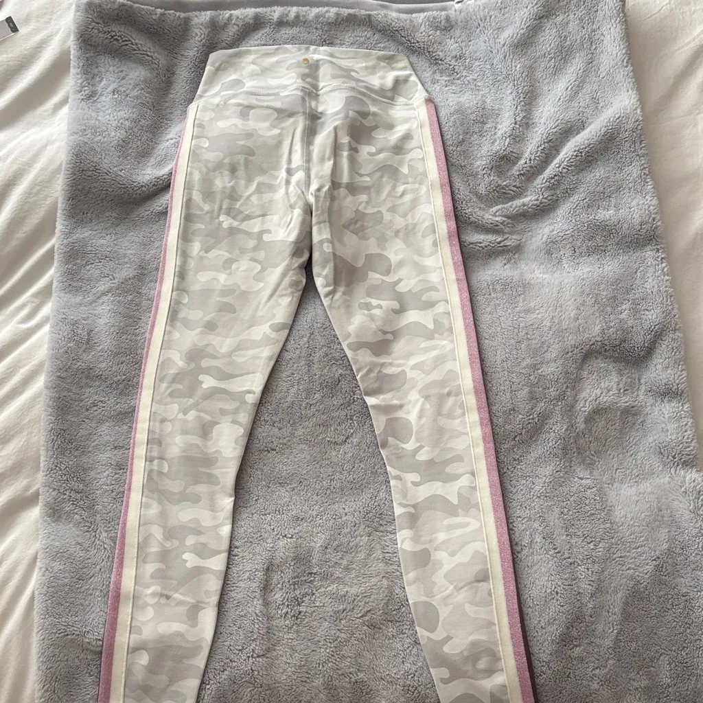 EUC Women’s Spiritual Gangster Gray Camo Leggings with Glitter Stripes Size M - Image 5