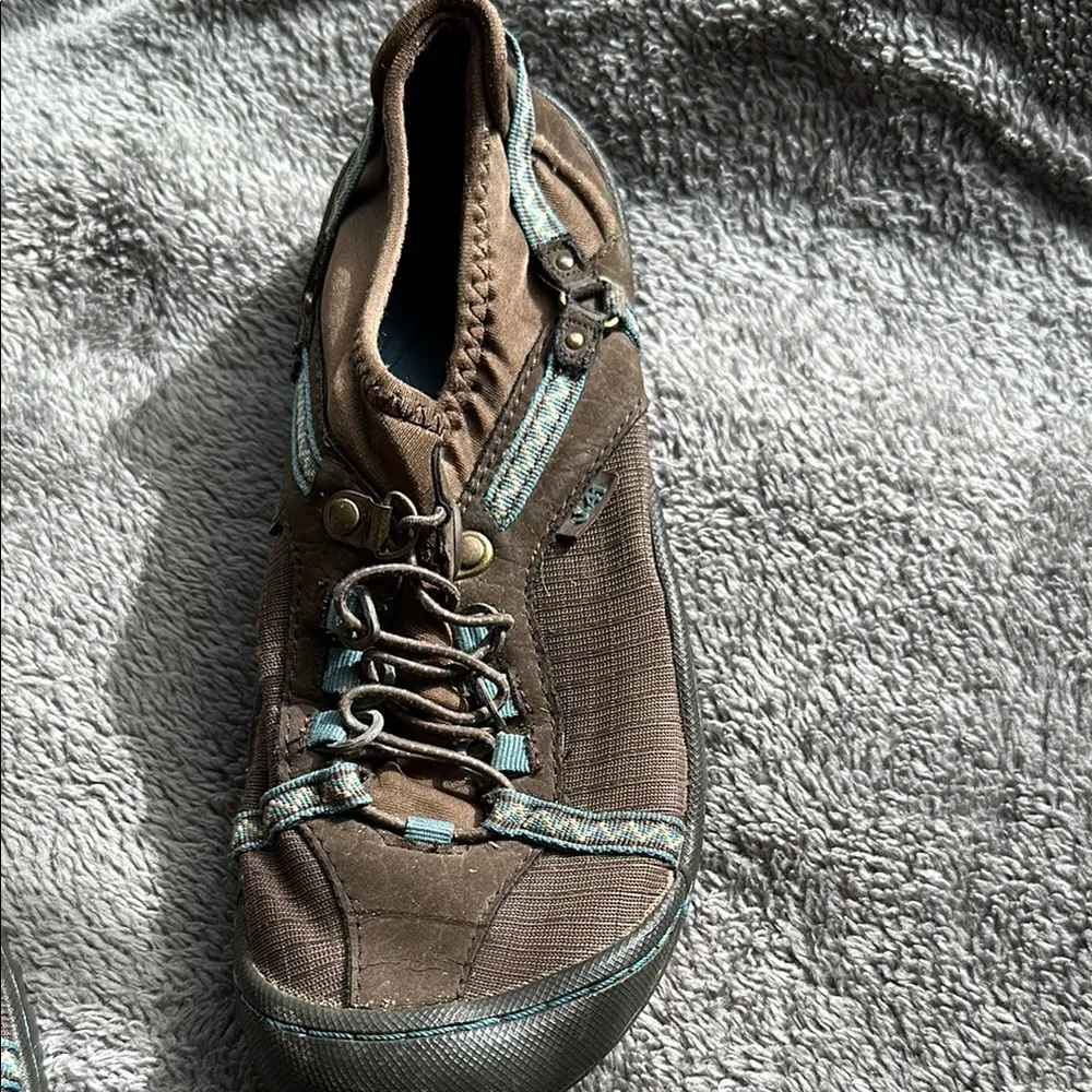 Brown and Gray Sneakers with Rugged Design Size undefined - Image 5