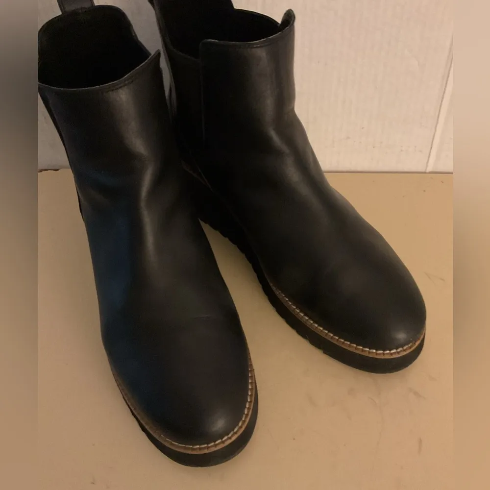 Cole Haan women waterproof zeroground city Chelsea boots size 9.5 - Image 6