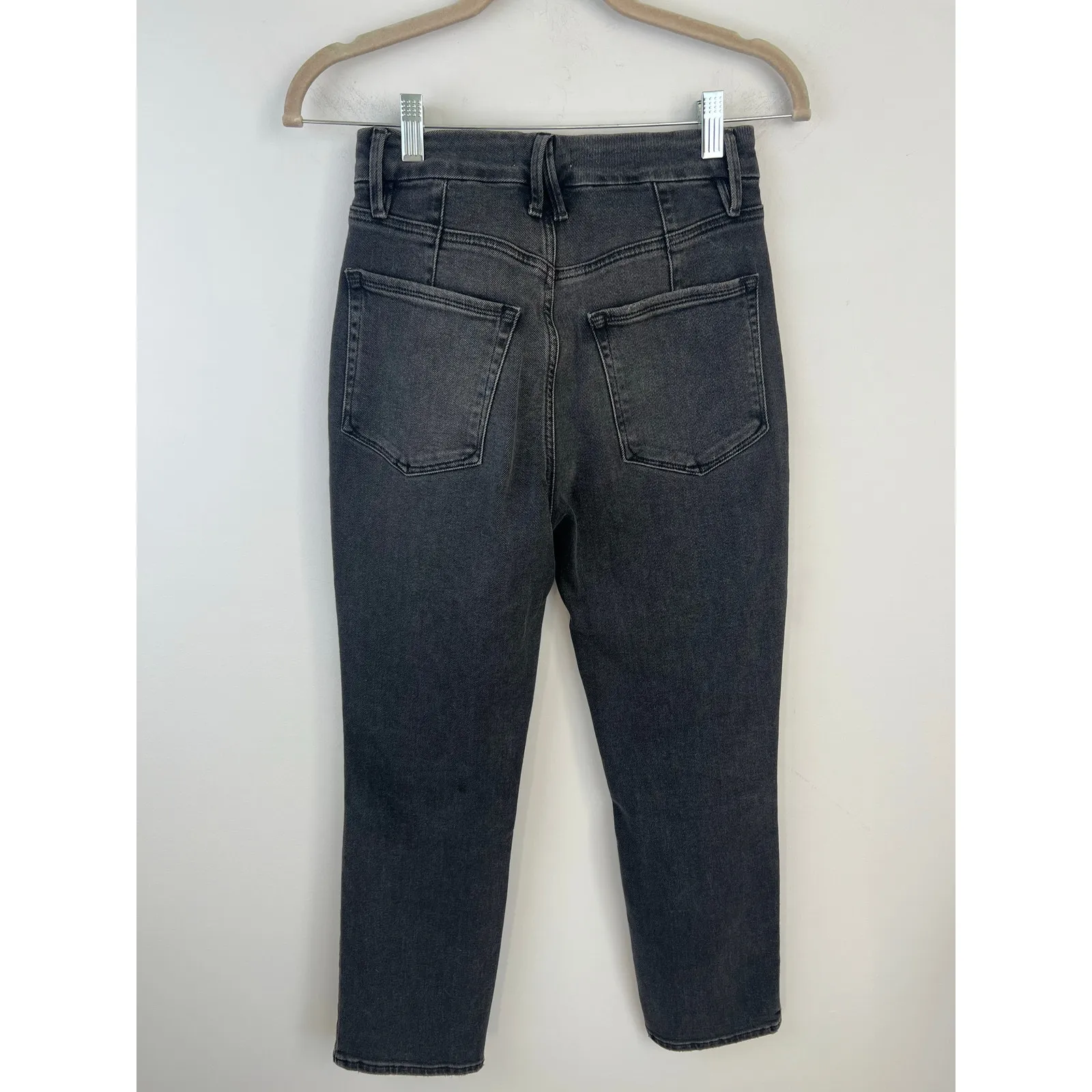 Good American Good Icon 90s Straight Leg Distressed Jean in Black Wash 0/25 - Image 2