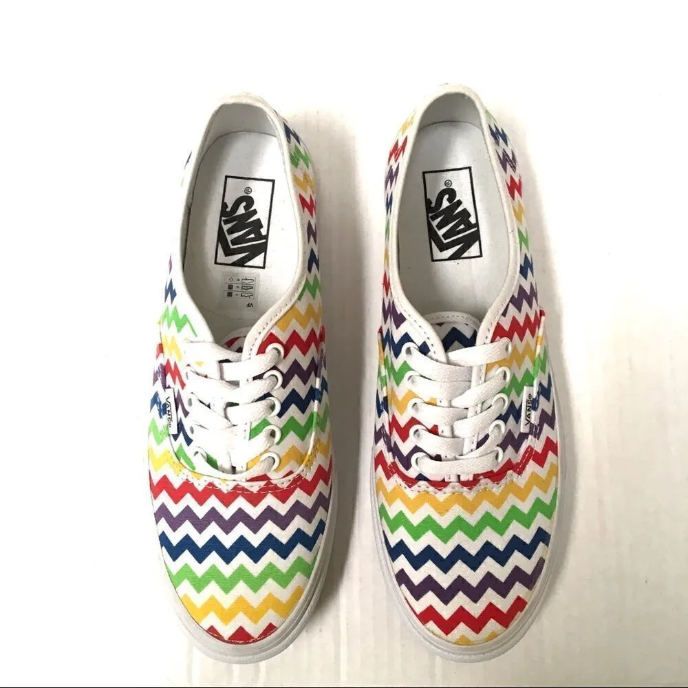NWOT Vans rainbow chevron print sneakers 6.5 - Image 3
