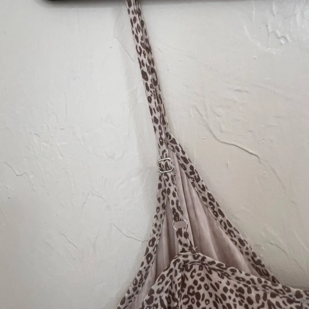 Rails Deliliah Linen blend Sand cheetah midi dress size L - Image 7