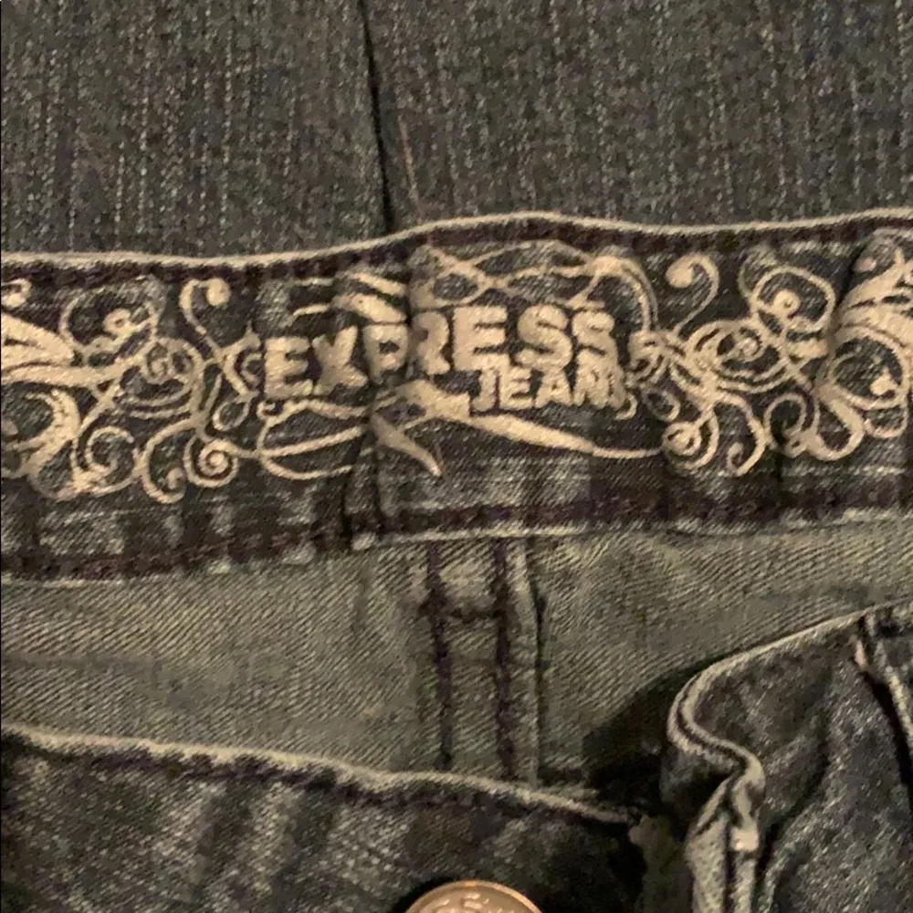 Capris 5/$25 - Image 3