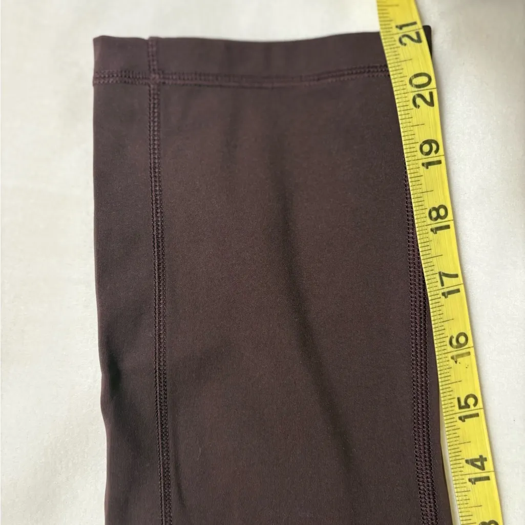 Lululemon Black Cherry Speed Up Crop 21‎ Inch Leggings Size 8 EUC - Image 4
