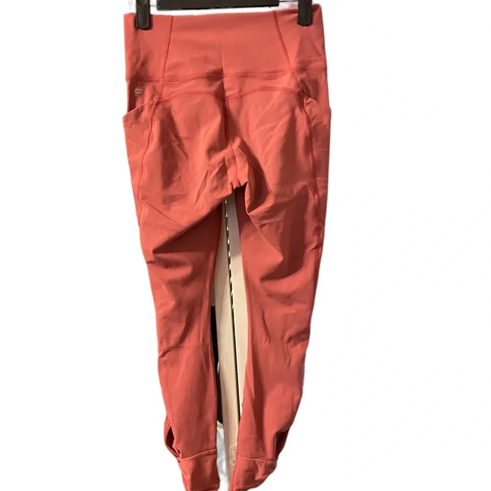 FABLETICS OASIS HIGH WAISTED 7/8 LEGGINGS - Image 3