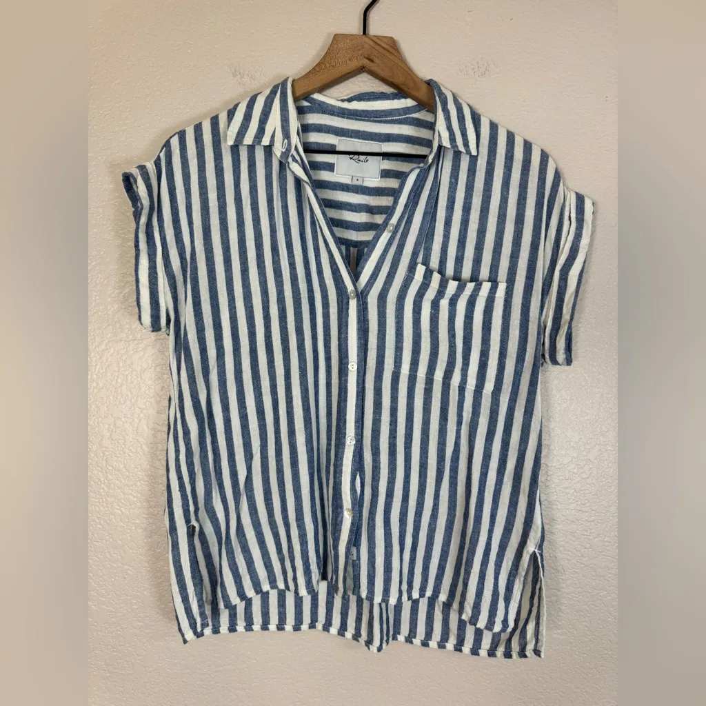 Rails Whitney Short Sleeve Button Down Shirt in Blue Echo Stripe size Small - Image 5