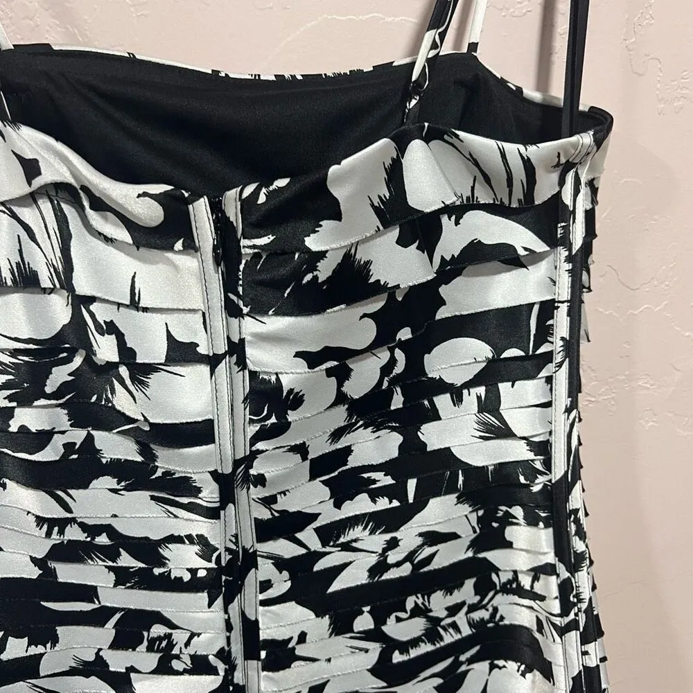 WHBM Black and White Floral Shutter Pleat Spaghetti Strap Cocktail Dress - Image 5