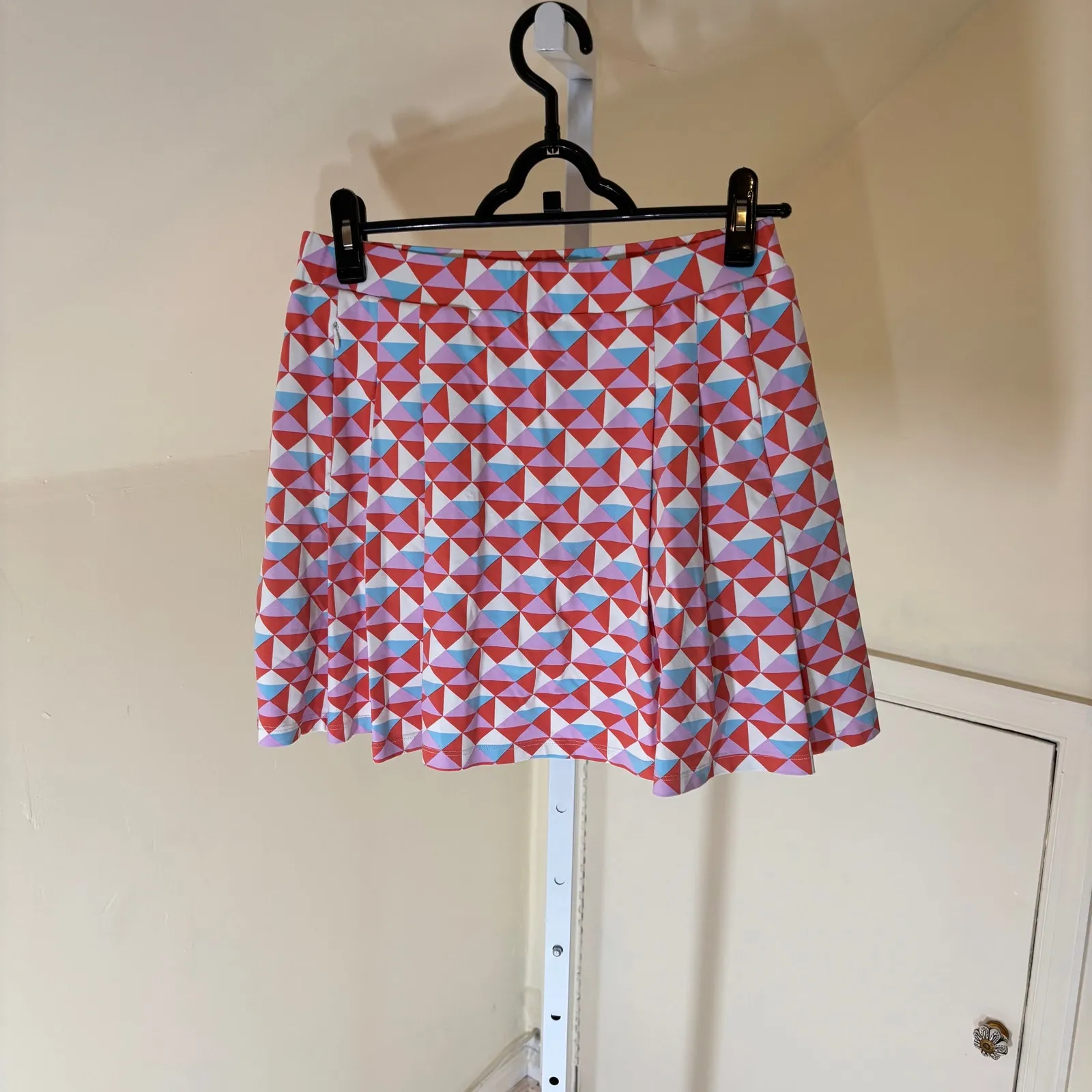 J. McLaughlin  EUC Women's Catalina Geometric Print Skort Size S - Image 2