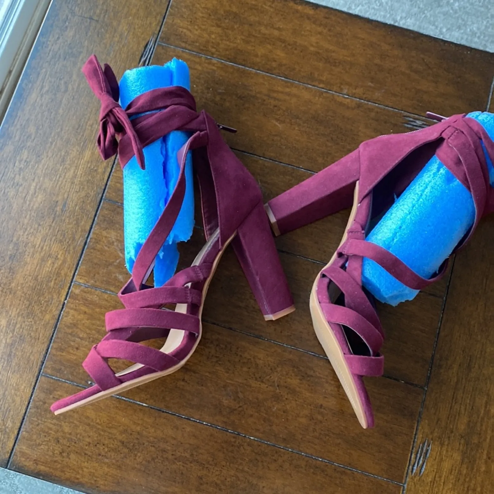 Torrid maroon strappy heels faux suede chunky heel holiday wedding  size 10.5W - Image 8
