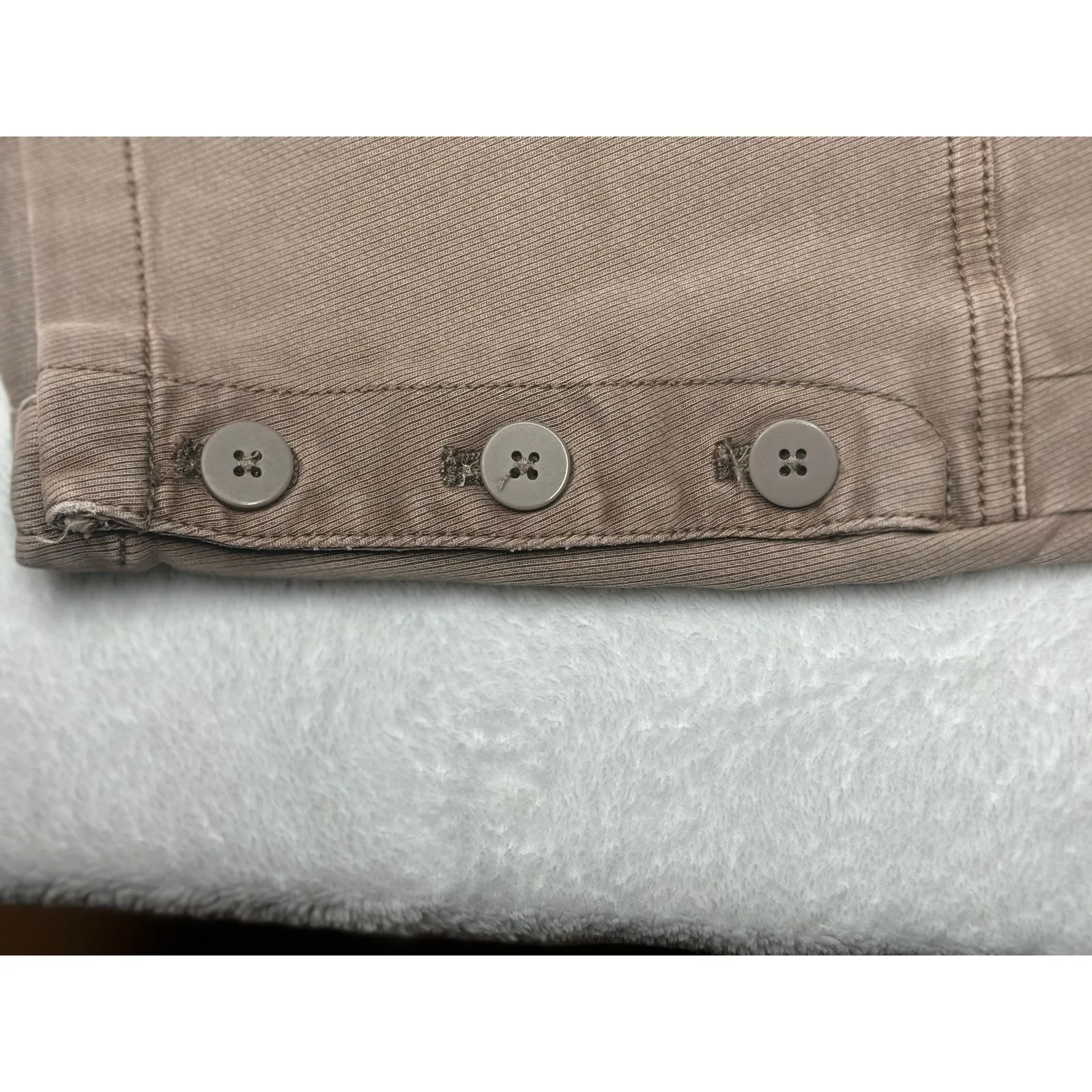 Anthropologie Women’s Tan Low Rise Slim Fit Pants Size 28x26 Pleated-Ankle - Image 3