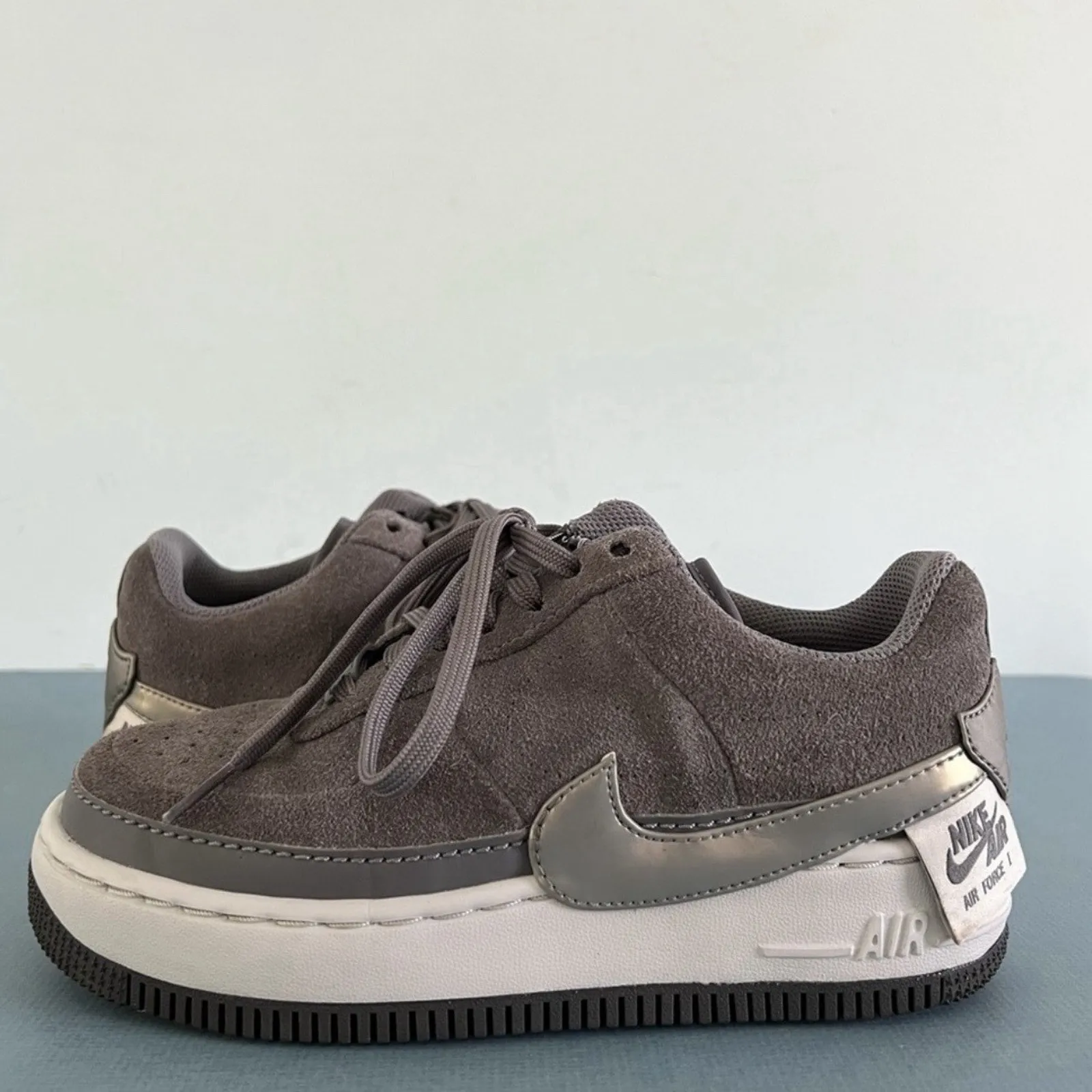 Nike Air Force 1 Jester XX Low Gunsmoke Metallic Pewter Vast Grey Suede Sneakers - Image 4
