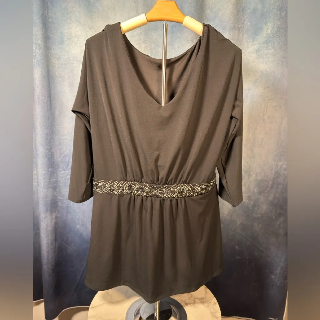 White House Black Market Top - Image 2