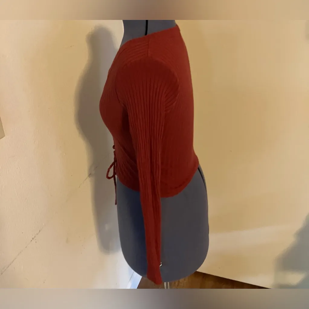 Timing Burgundy Ribbed Long Sleeve Lace-Up Open Crop top, V-Neck, Size S - Image 2