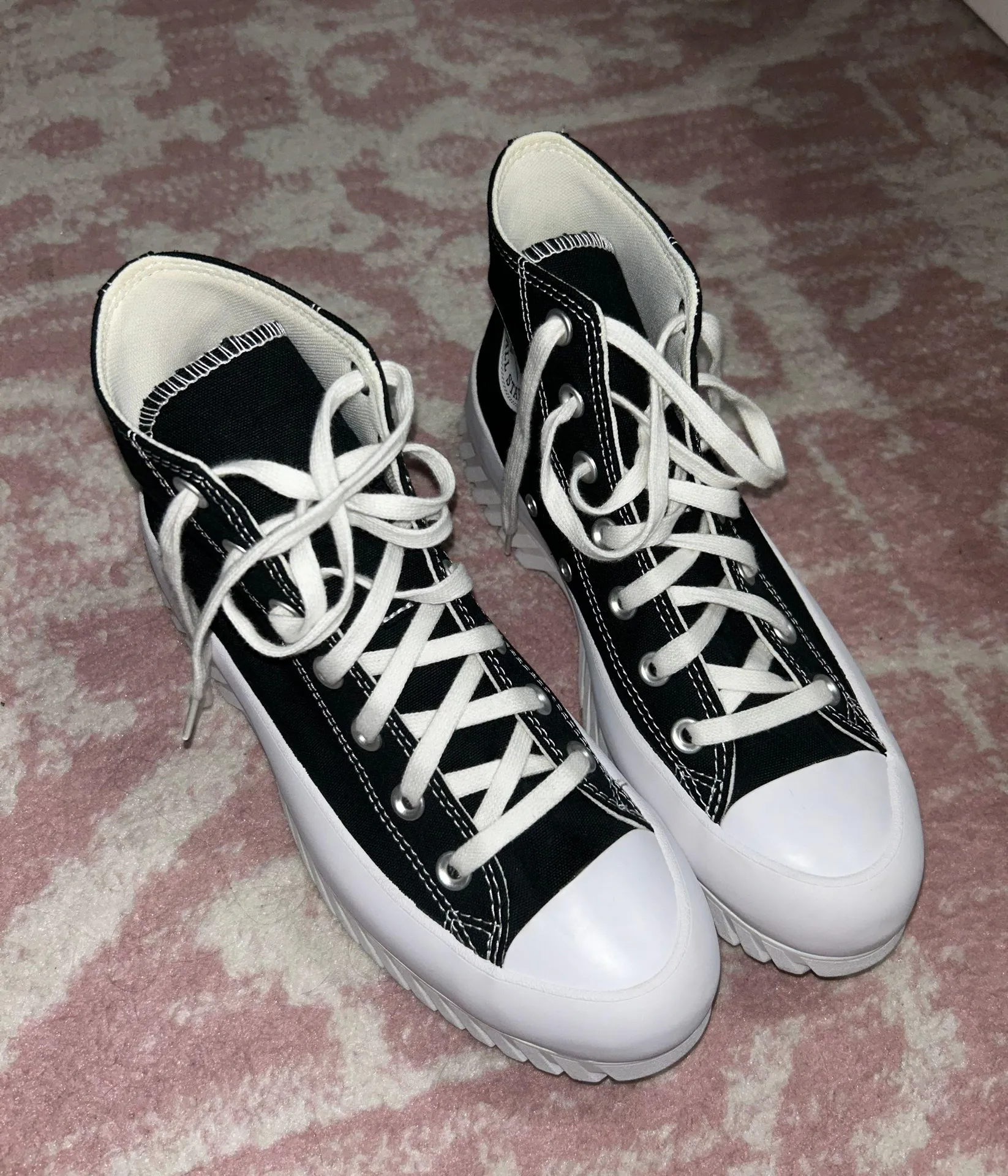 Converse High-tops - Image 3