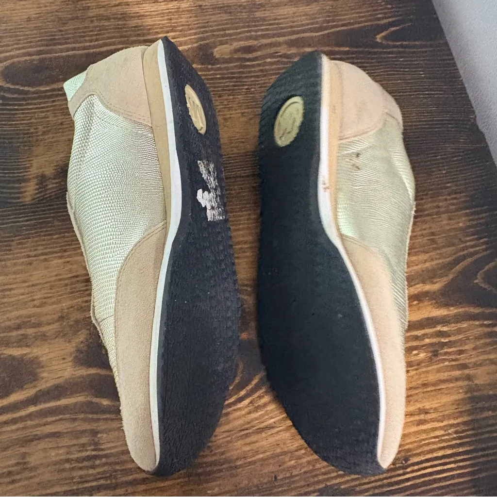 Michael‎ Michael Kors Gold Sneakers Size 8.5 - Image 10