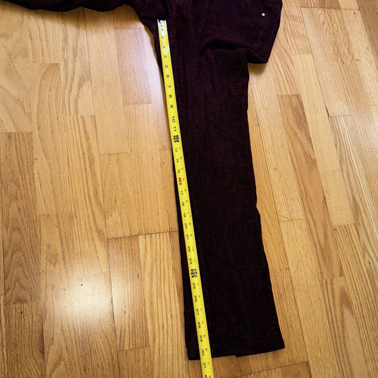 Elie Tahari Women’s Velvet Corduroy Boot Cut Pants Burgundy Red Size 14 GUC - Image 8