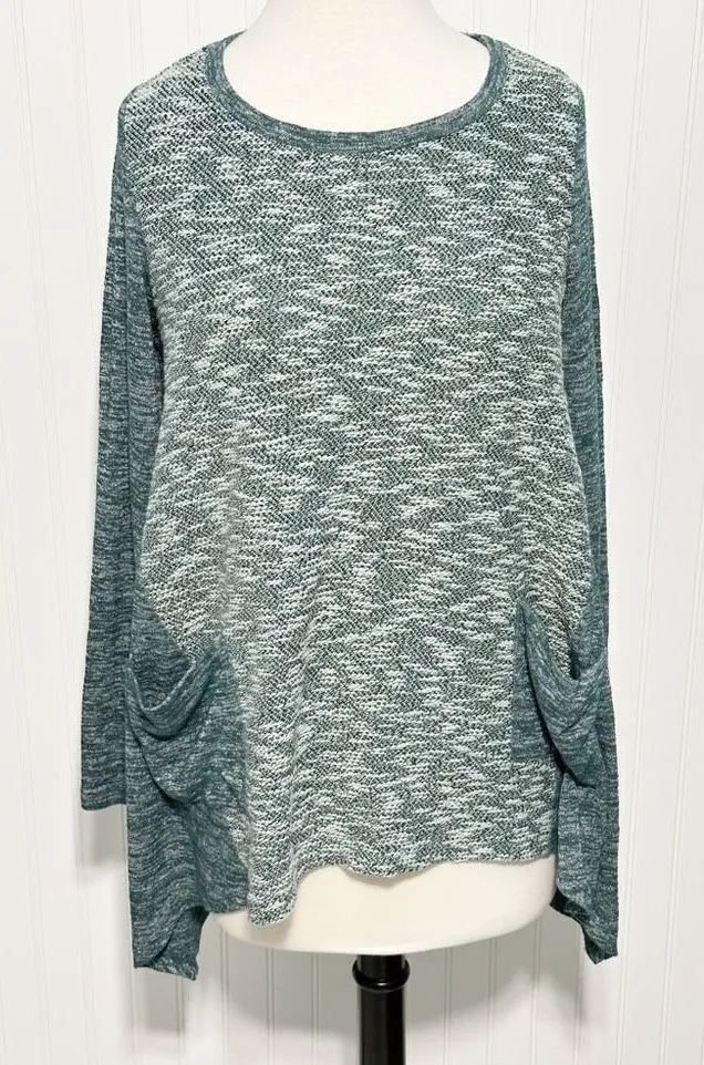 Logo by Lori Goldstein Women's Long Sleeve Pullover Tunic Top Green Size Medium - Image 1