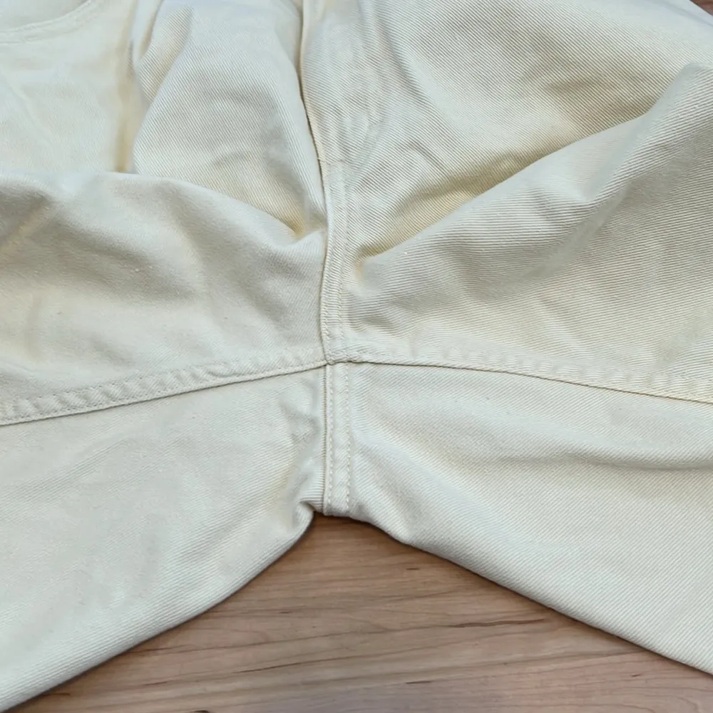 Vintage Eddie Bauer Light Yellow Women’s High Waisted Pleated Shorts Size 10 - Image 11