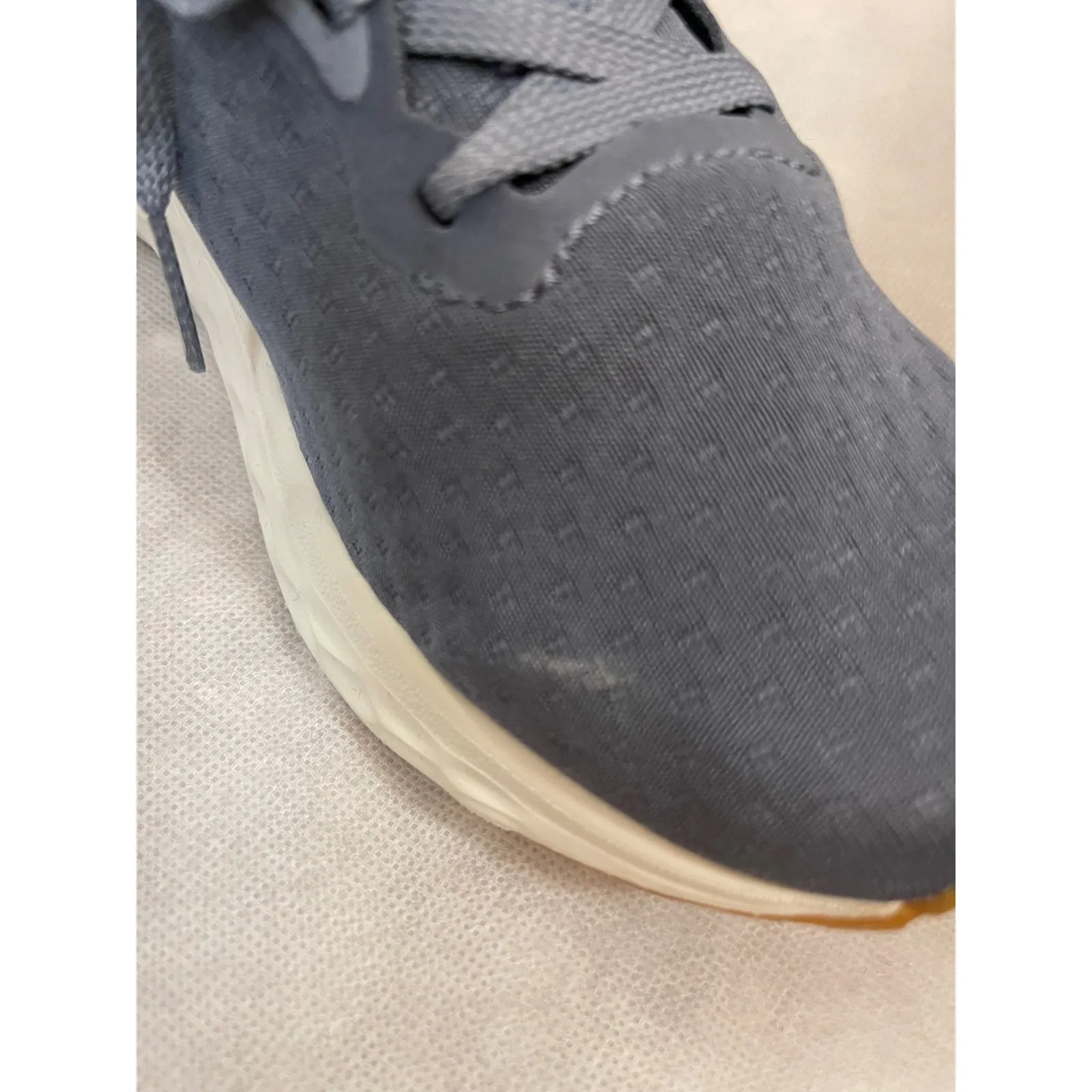 New Balance Fresh Foam Arishi V4 Women's Running Shoes Grayish Blue  Size 7.5 - Image 2