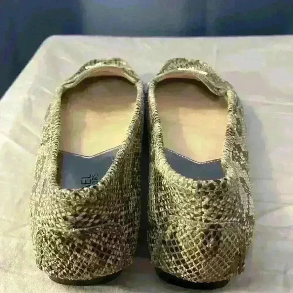 Micheal Kors Snakeskin Flats - Image 13