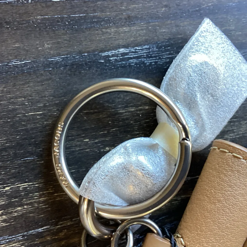 Marc Jacobs Pizza Keychain Bag Charm New In Package - Image 2