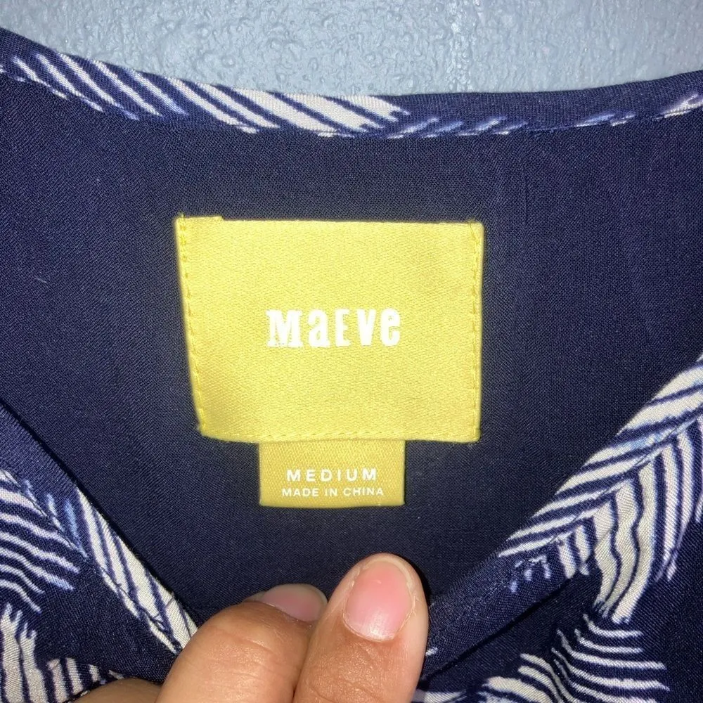 Maeve Anthropologie Navy and Cream Patterned Floral Midi flowy Dress Medium FLAW - Image 5