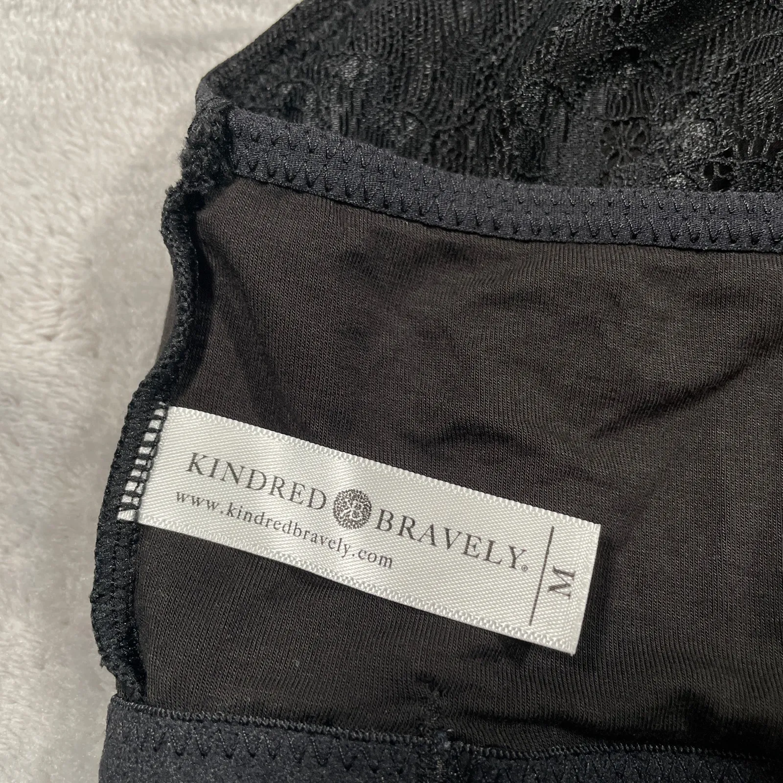 Kindred Bravely Bra Womens Medium Black Nursing Bralette Lace Racerback New - Image 5