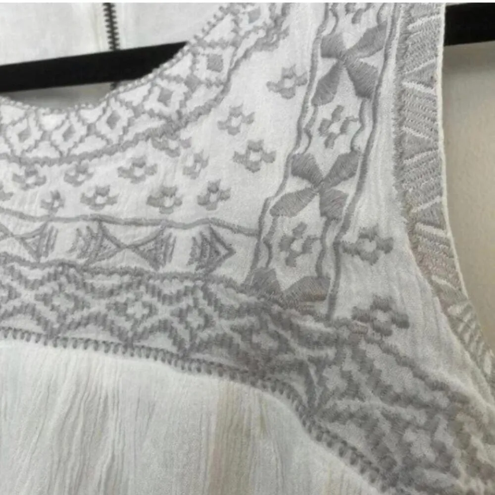 Love Stitch 100% Cotton White Gauzy Tank Top Grey Embroidery Cut Out Back - Image 3