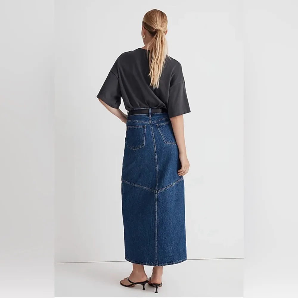 Madewell  90s Denim Mid-Rise Maxi Skirt in Pineland Wash 26 - Image 3