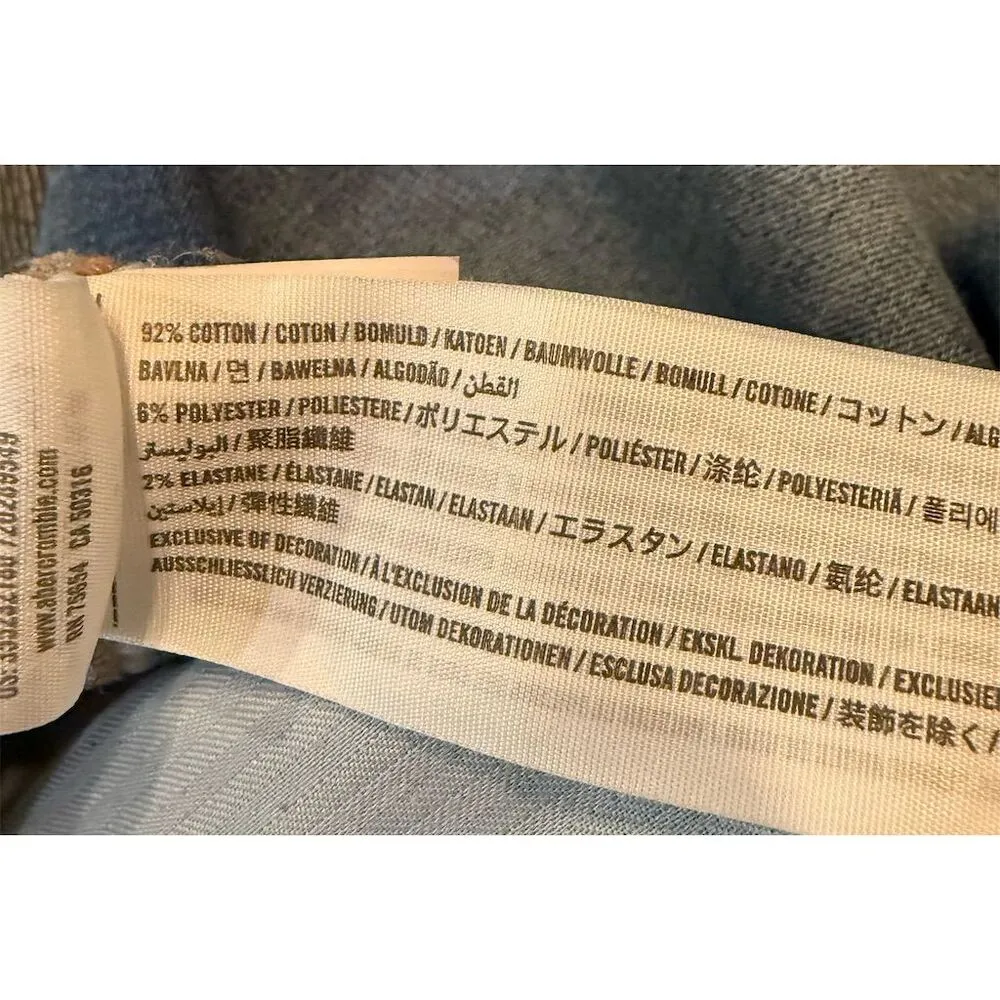 Hollister Women's Ultra High-Rise Mom Jeans Blue Size 25 - Image 7