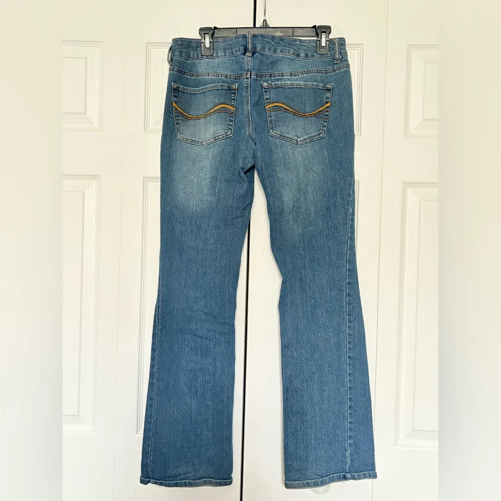 SO Women's Blue Bootcut Denim Jeans Size 11 - Image 4