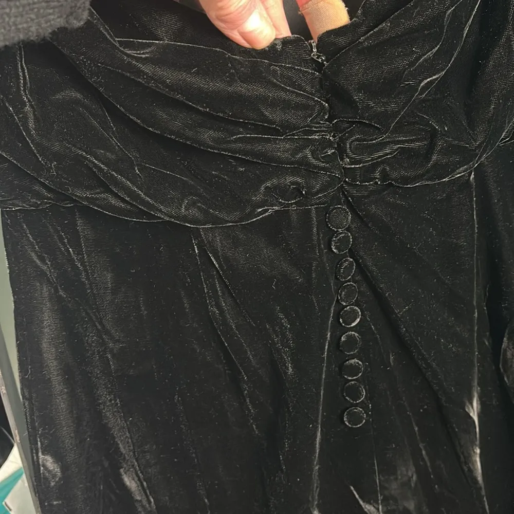 Rachel Zoe Emmaline Drape Back Velvet Dress - Image 9