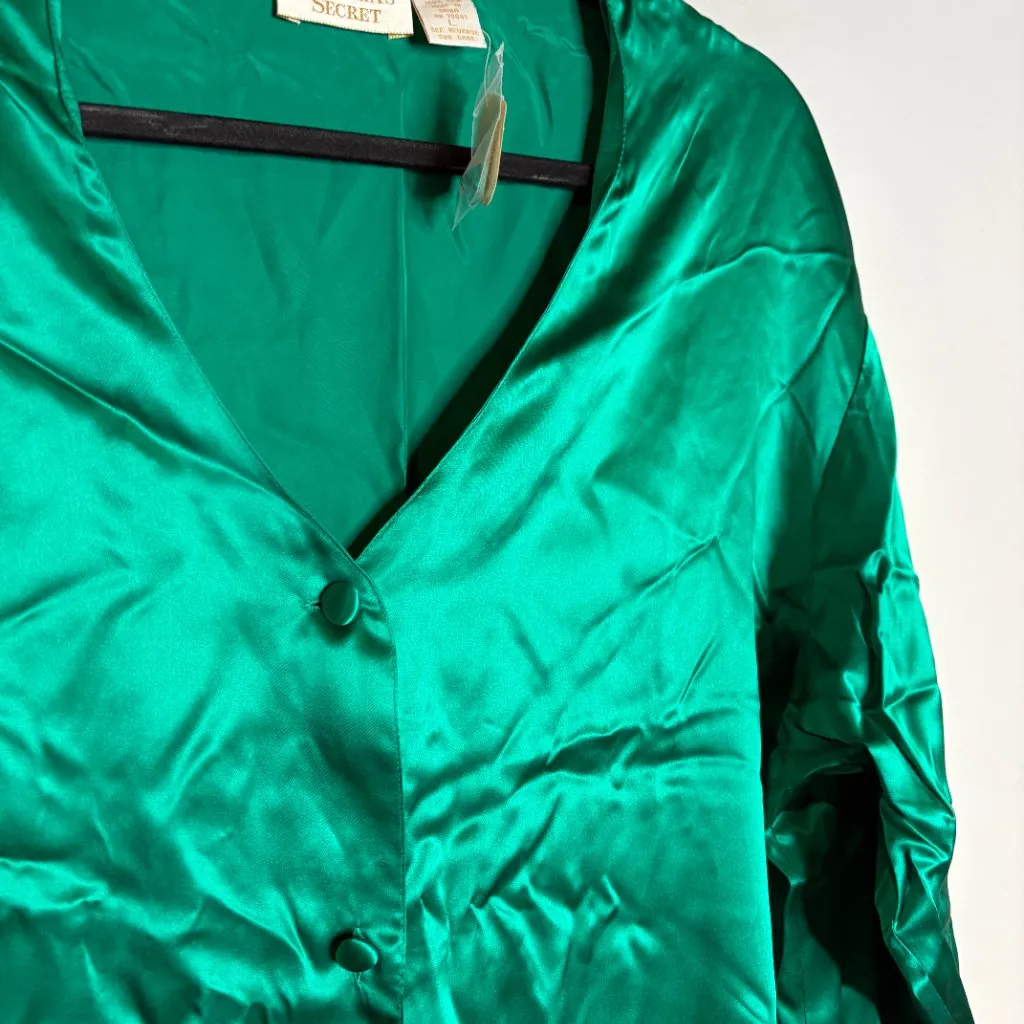 NWT Vintage Victoria's Secret Gold Label green silk night shirt Deadstock - Image 2