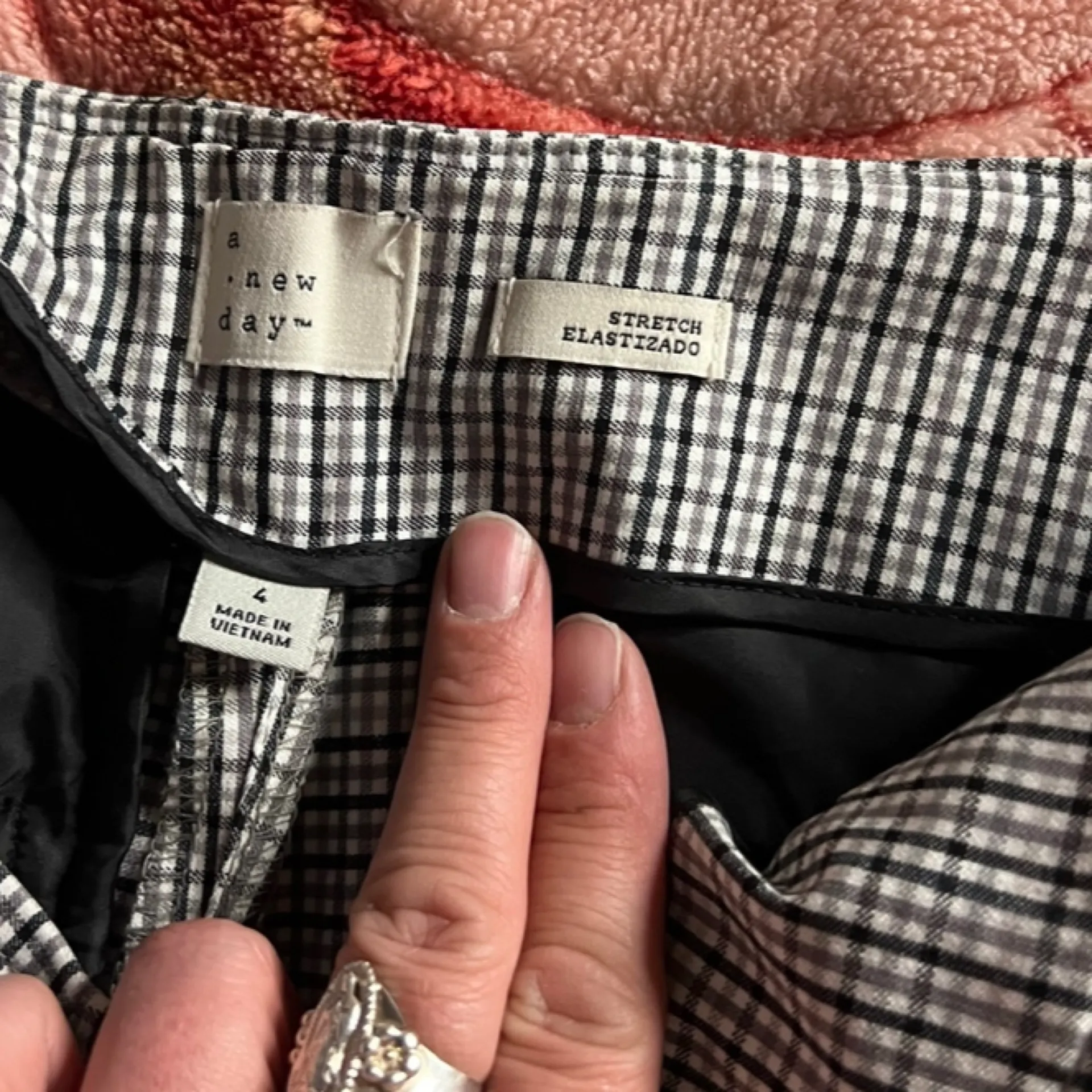 A new Day 4 plaid slim capris zip up pants - Image 3