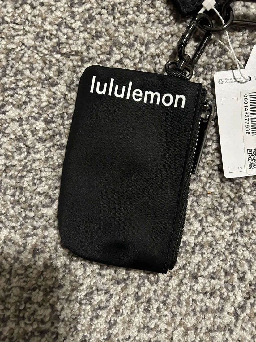 Dual Pouch Wristlet Keychain Black New With Tags - Image 3