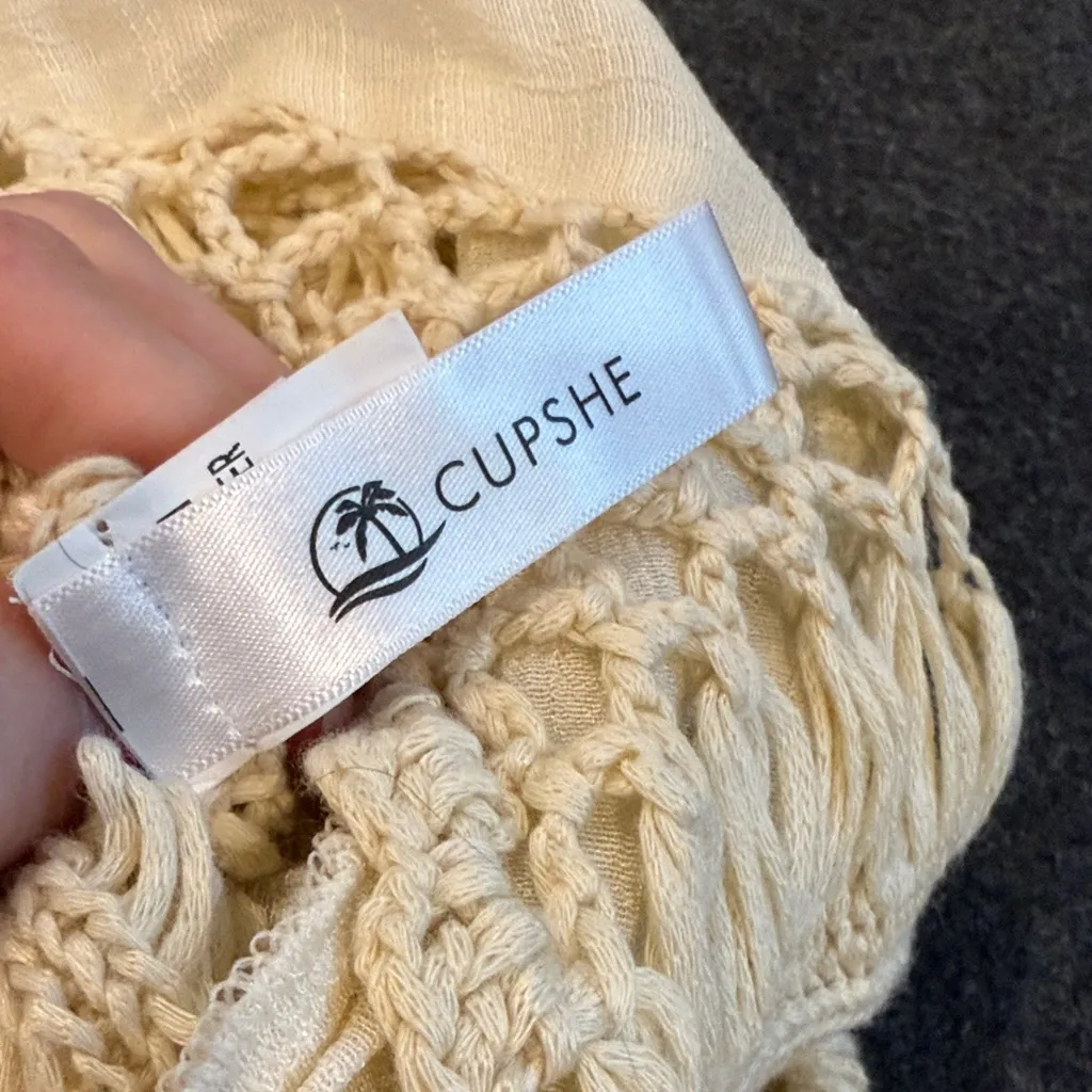 Cupshe Cream Crochet Blouse - Image 2