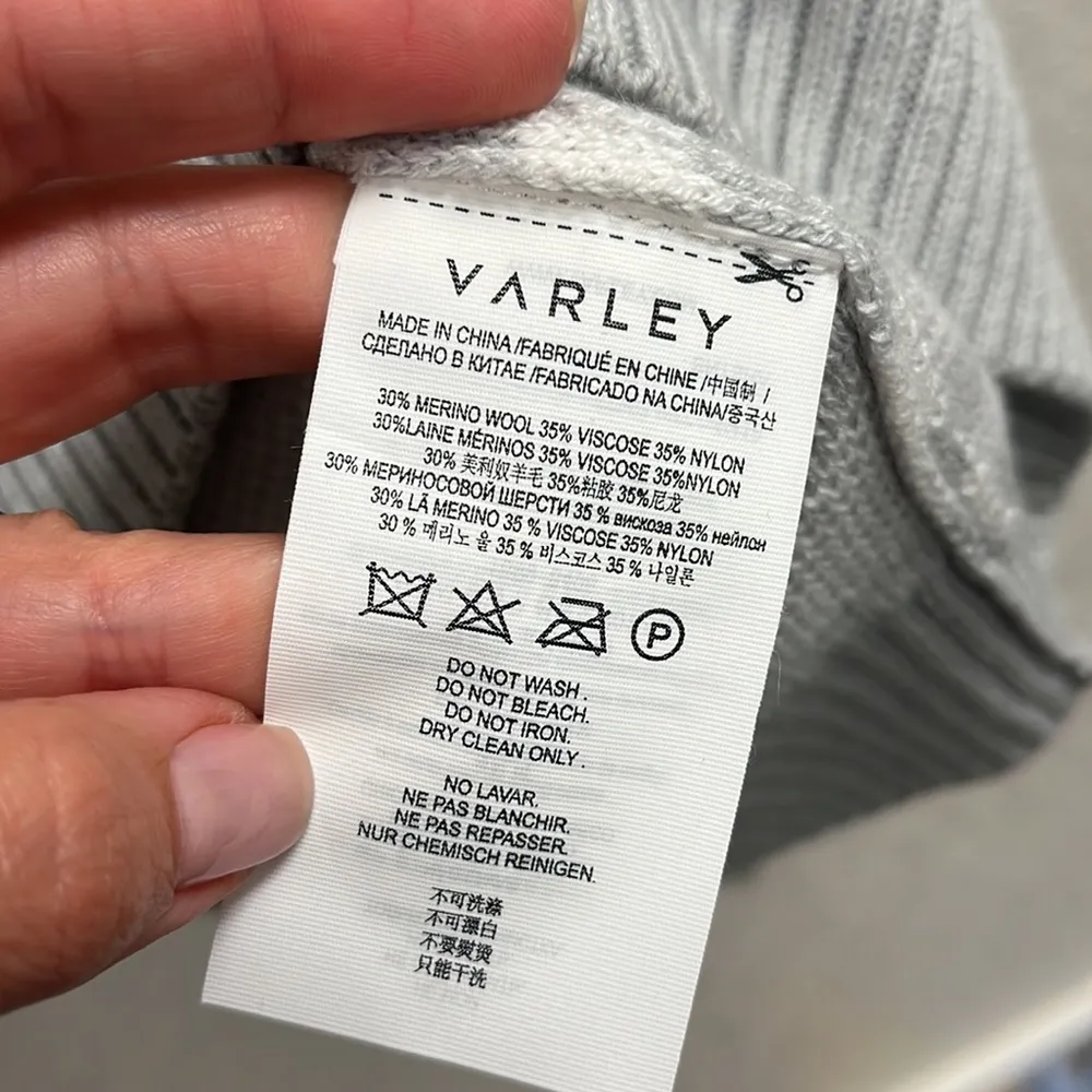 Varley Calvert Sweater in Gray M Zebra Print V-Neck - Image 4