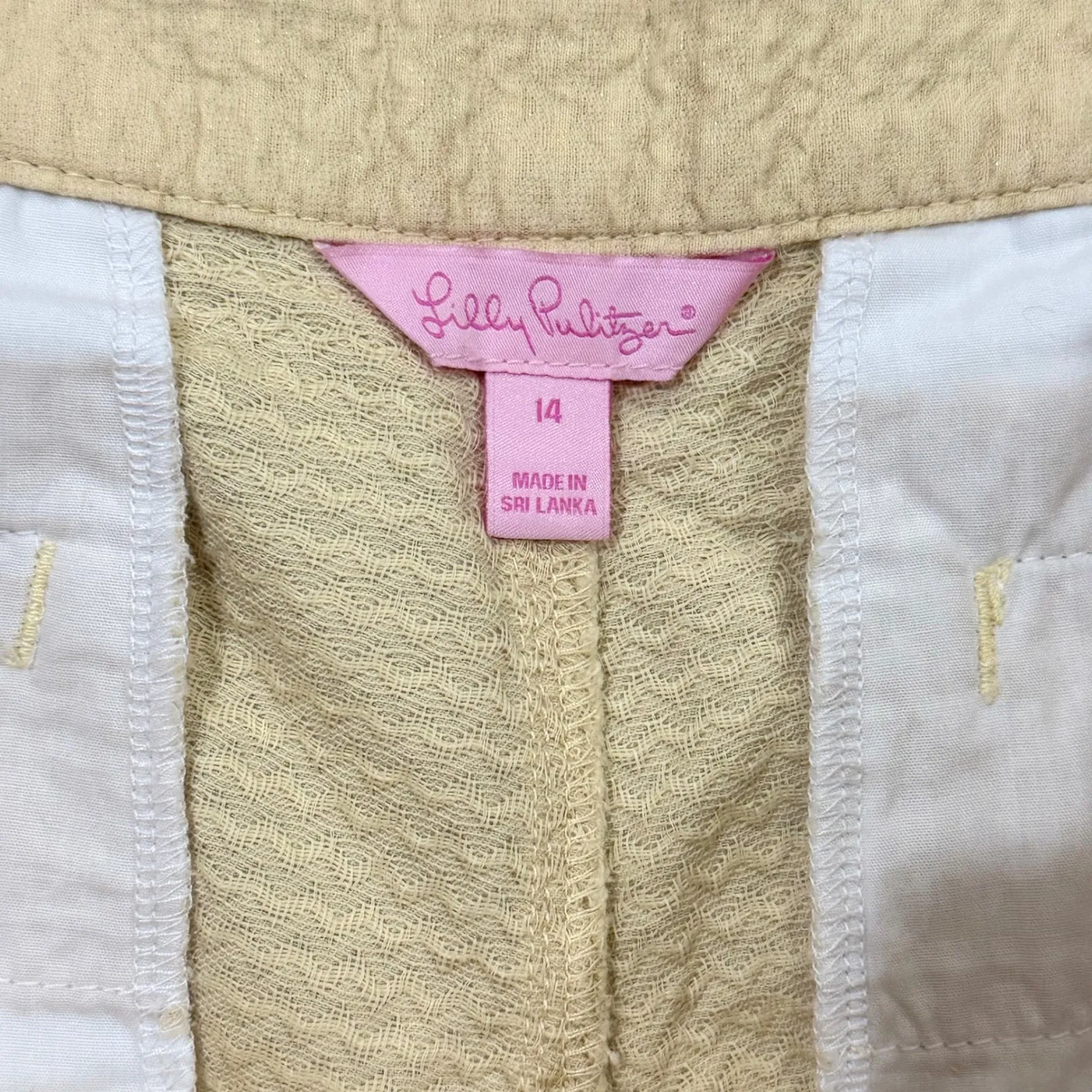 Lilly Pulitzer Scalloped zig zag texture Shorts Beige -Gold Shimmer Women's 14 - Image 5