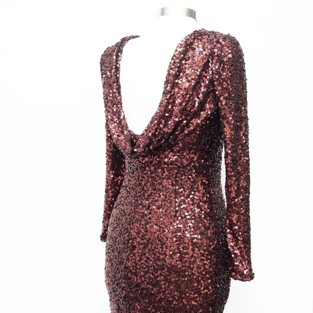 Dress The Population. Erin Sequin Long Sleeve Dress. - Image 10